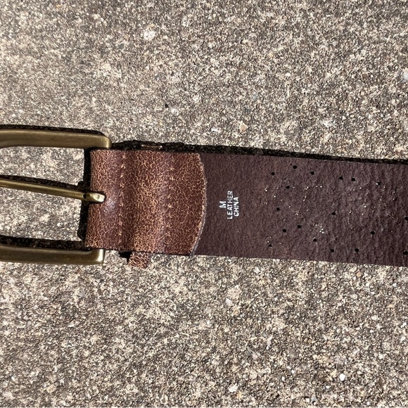 Vintage NYC Leather Belt with Silver Hardware Size: L - Picture 8 of 11